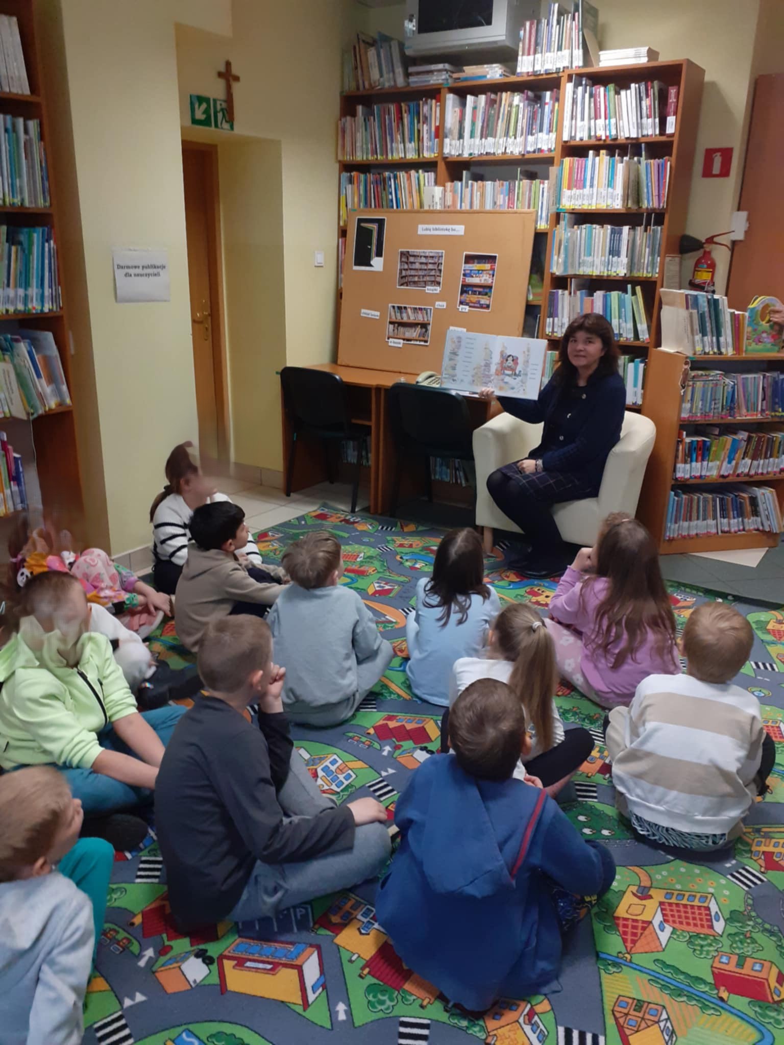 Tydzień bibliotek - zabawy kreatywne z książką